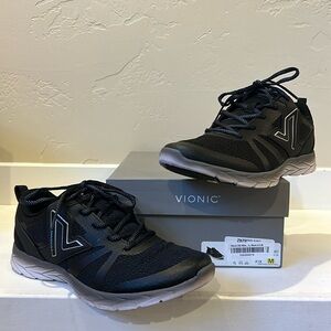Vionic women’s 335 Miles athletic shoe- women’s size 9.5 (black)- like new